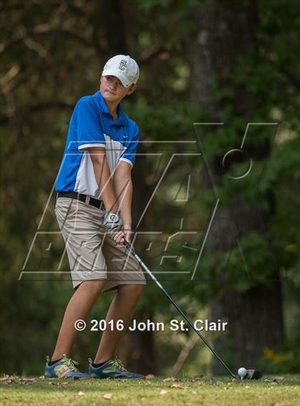 Thumbnail 3 in TSSAA 8AAA District Tournament photogallery.