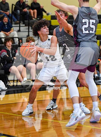 Thumbnail 1 in Giddings vs Fayetteville photogallery.