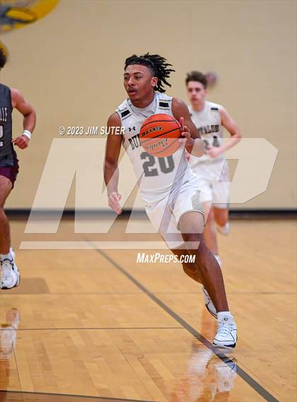 Thumbnail 3 in Giddings vs Fayetteville photogallery.