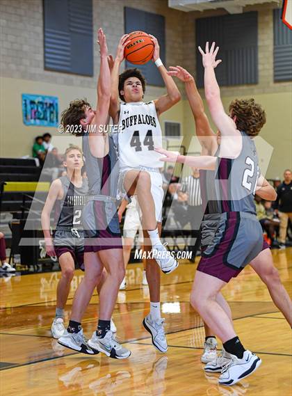 Thumbnail 2 in Giddings vs Fayetteville photogallery.