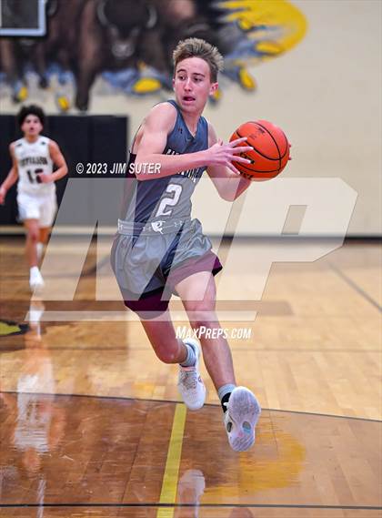 Thumbnail 1 in Giddings vs Fayetteville photogallery.