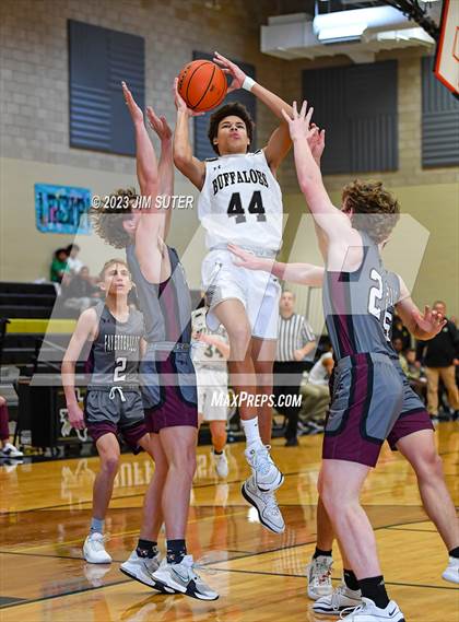 Thumbnail 3 in Giddings vs Fayetteville photogallery.