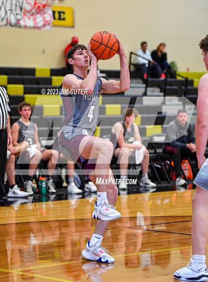 Thumbnail 1 in Giddings vs Fayetteville photogallery.