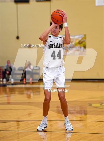 Thumbnail 2 in Giddings vs Fayetteville photogallery.