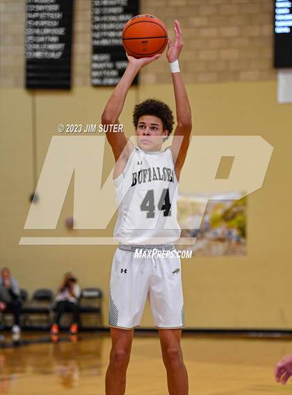 Thumbnail 1 in Giddings vs Fayetteville photogallery.