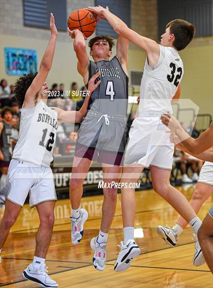 Thumbnail 1 in Giddings vs Fayetteville photogallery.