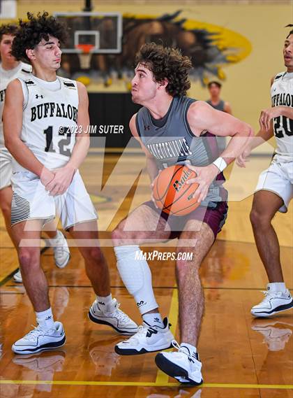Thumbnail 2 in Giddings vs Fayetteville photogallery.