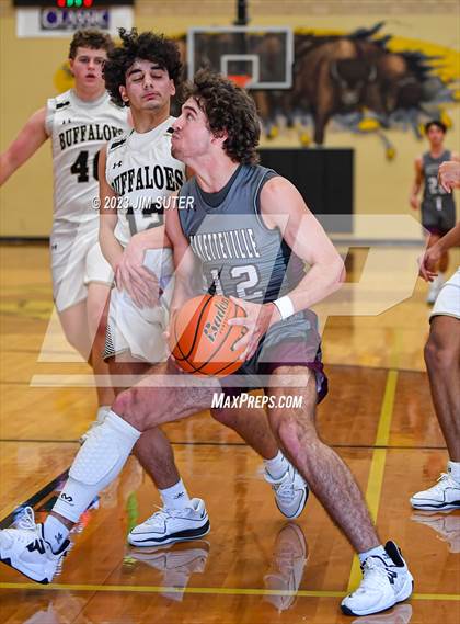 Thumbnail 3 in Giddings vs Fayetteville photogallery.