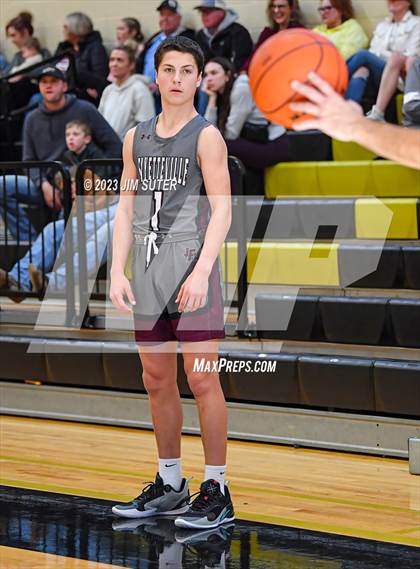 Thumbnail 1 in Giddings vs Fayetteville photogallery.