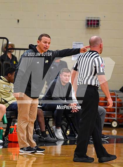 Thumbnail 1 in Giddings vs Fayetteville photogallery.