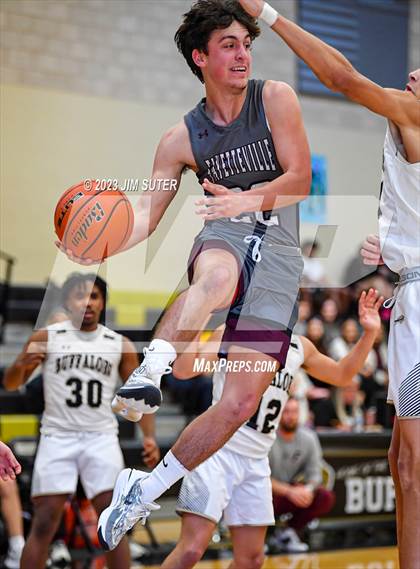 Thumbnail 2 in Giddings vs Fayetteville photogallery.