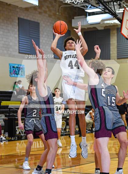 Thumbnail 1 in Giddings vs Fayetteville photogallery.