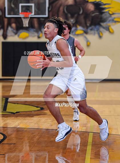 Thumbnail 1 in Giddings vs Fayetteville photogallery.