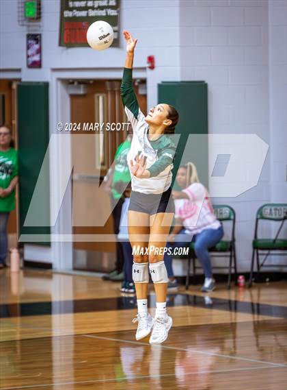 Thumbnail 3 in Warren Central @ Lake Cormorant photogallery.