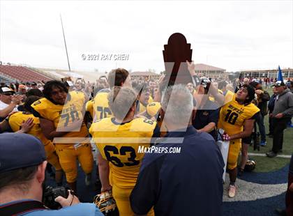 Thumbnail 3 in Rifle vs. The Classical Academy (CHSAA 3A Championship) photogallery.