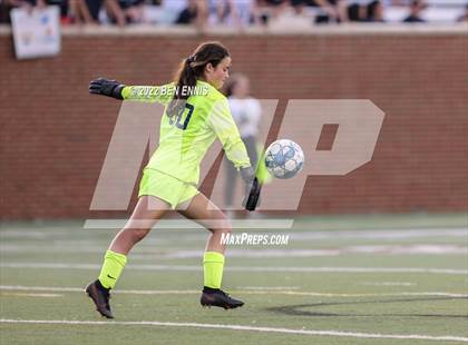 Thumbnail 3 in Lovett vs Pace Academy (GHSA 2A Championship) photogallery.