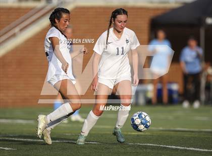 Thumbnail 3 in Lovett vs Pace Academy (GHSA 2A Championship) photogallery.