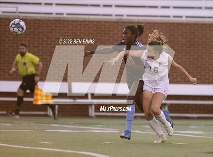 Thumbnail 1 in Lovett vs Pace Academy (GHSA 2A Championship) photogallery.