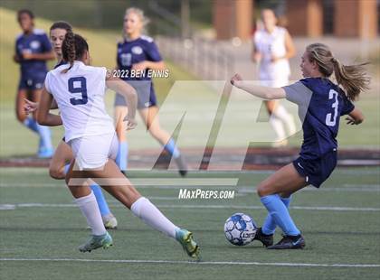Thumbnail 3 in Lovett vs Pace Academy (GHSA 2A Championship) photogallery.