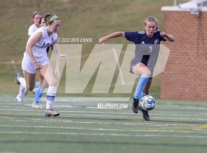 Thumbnail 3 in Lovett vs Pace Academy (GHSA 2A Championship) photogallery.