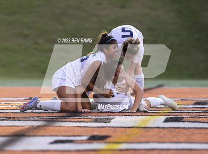 Thumbnail 1 in Lovett vs Pace Academy (GHSA 2A Championship) photogallery.