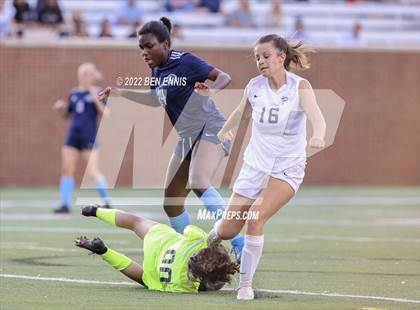 Thumbnail 3 in Lovett vs Pace Academy (GHSA 2A Championship) photogallery.