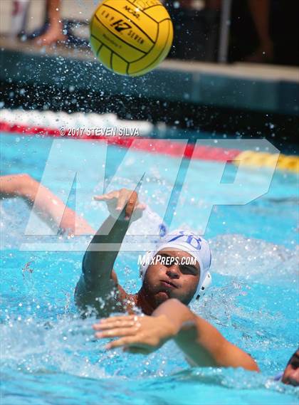 Thumbnail 3 in Granite Hills vs. Rancho Bernardo (12th Annual Draz Classic) photogallery.