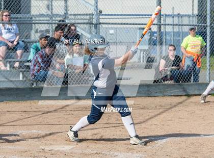 Thumbnail 1 in Tyee @ River Ridge photogallery.