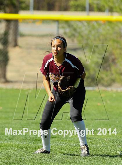 Thumbnail 2 in Highland vs. Chatsworth Charter photogallery.