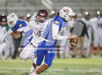 Thumbnail 2 in Maple Mountain vs. Orem (UHSAA 5A Semifinal) photogallery.