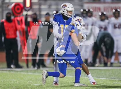 Thumbnail 2 in Maple Mountain vs. Orem (UHSAA 5A Semifinal) photogallery.