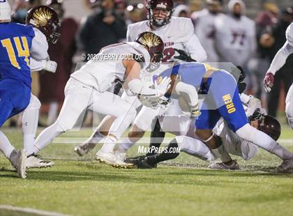 Thumbnail 3 in Maple Mountain vs. Orem (UHSAA 5A Semifinal) photogallery.
