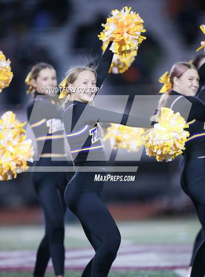 Thumbnail 2 in Maple Mountain vs. Orem (UHSAA 5A Semifinal) photogallery.