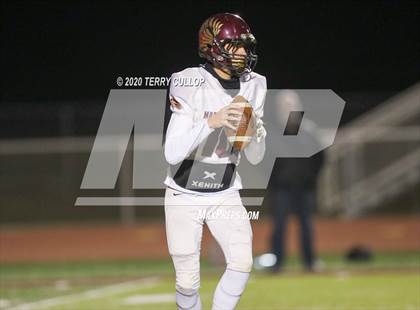 Thumbnail 2 in Maple Mountain vs. Orem (UHSAA 5A Semifinal) photogallery.