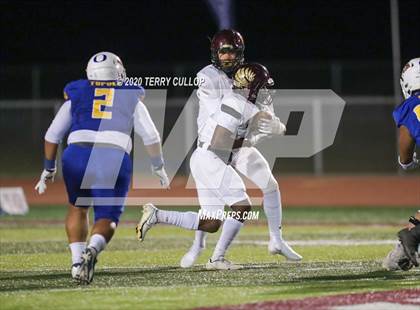 Thumbnail 2 in Maple Mountain vs. Orem (UHSAA 5A Semifinal) photogallery.