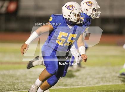 Thumbnail 2 in Maple Mountain vs. Orem (UHSAA 5A Semifinal) photogallery.