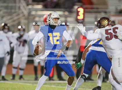 Thumbnail 2 in Maple Mountain vs. Orem (UHSAA 5A Semifinal) photogallery.