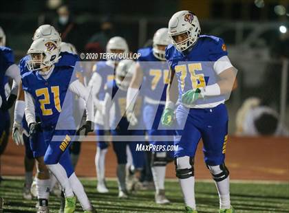 Thumbnail 3 in Maple Mountain vs. Orem (UHSAA 5A Semifinal) photogallery.