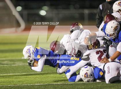 Thumbnail 2 in Maple Mountain vs. Orem (UHSAA 5A Semifinal) photogallery.