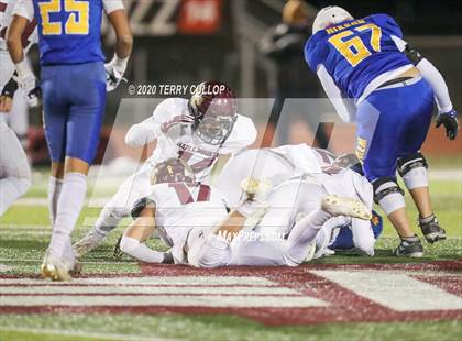 Thumbnail 3 in Maple Mountain vs. Orem (UHSAA 5A Semifinal) photogallery.