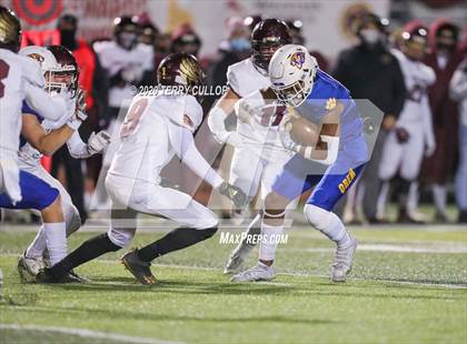 Thumbnail 2 in Maple Mountain vs. Orem (UHSAA 5A Semifinal) photogallery.