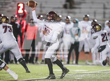 Thumbnail 1 in Maple Mountain vs. Orem (UHSAA 5A Semifinal) photogallery.