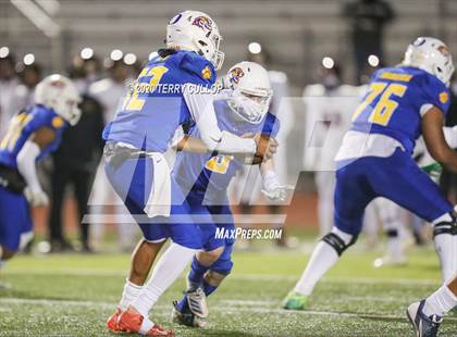 Thumbnail 1 in Maple Mountain vs. Orem (UHSAA 5A Semifinal) photogallery.