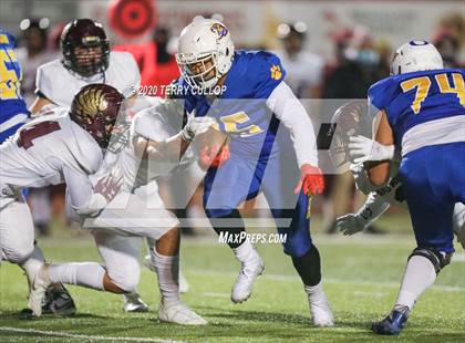 Thumbnail 1 in Maple Mountain vs. Orem (UHSAA 5A Semifinal) photogallery.