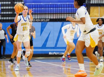 Thumbnail 1 in Alpharetta @ Chattahoochee photogallery.