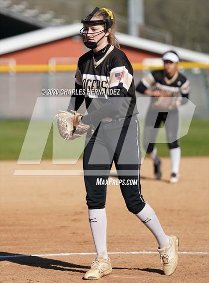 Thumbnail 2 in Rogers @ Caldwell (Caldwell Tournament) photogallery.