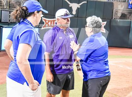 Thumbnail 3 in Crawford @ Shiner (UIL 2A Softball Semifinal) photogallery.