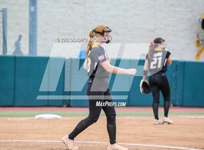 Thumbnail 3 in Crawford @ Shiner (UIL 2A Softball Semifinal) photogallery.