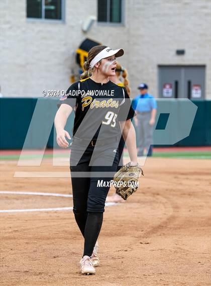 Thumbnail 1 in Crawford @ Shiner (UIL 2A Softball Semifinal) photogallery.