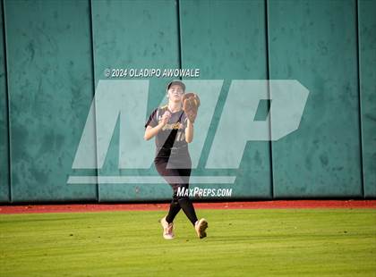 Thumbnail 2 in Crawford @ Shiner (UIL 2A Softball Semifinal) photogallery.